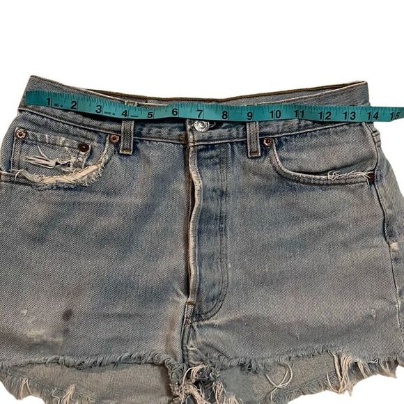 Levi’s Distressed Cut-Offs - Picture 7 of 10